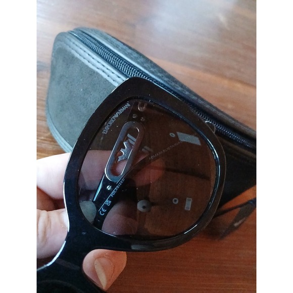 EMPORIO ARMANI EA4214U 50178G Black Grey Polarized Women's Sunglasses READ DESC. - Picture 10 of 12